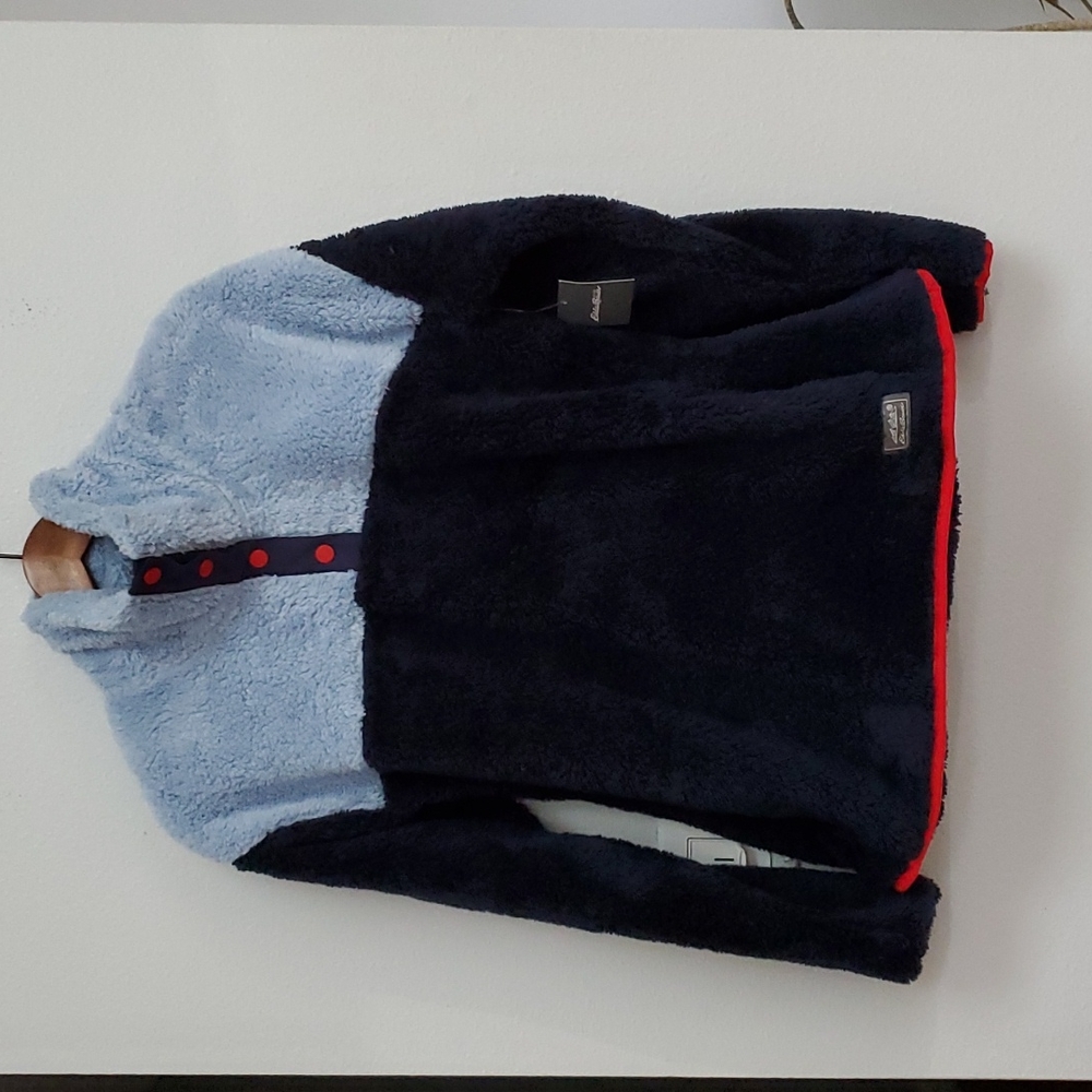 Eddie Bauer Quest Plush sweater, Size Medium